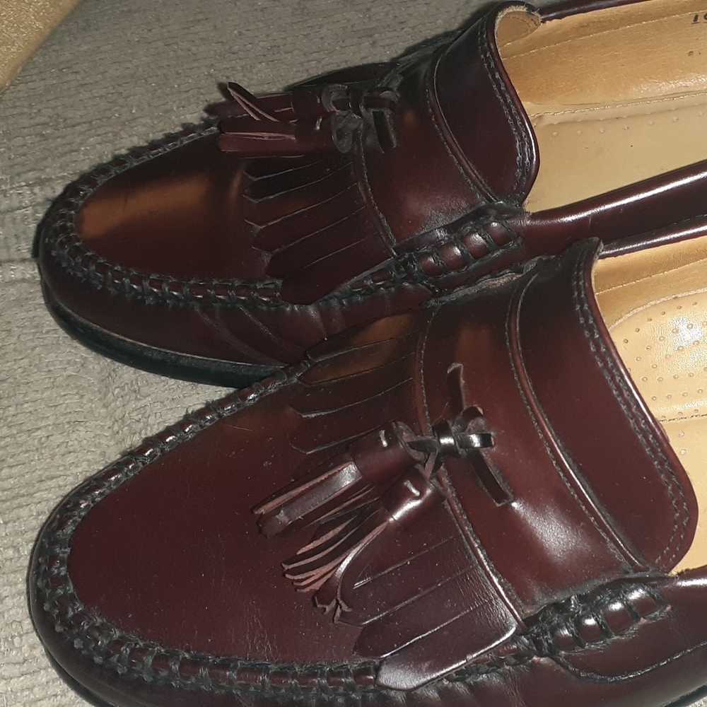 G.H Bass & Co  weejuns size 10.5
